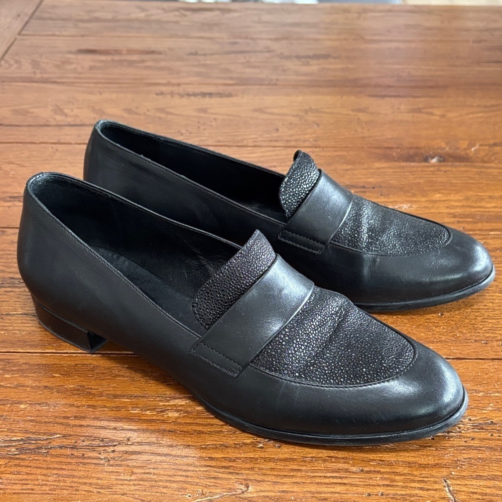 Minelli Made in Portugal Black Leather Loafers Women’s Stingray Vamp Size EU 39